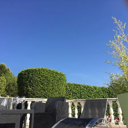 Les Olivades Hotel 3*